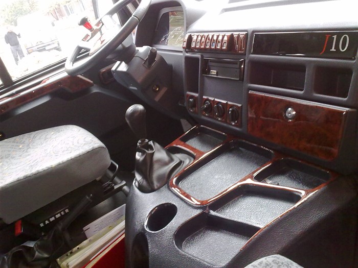 Peugeot Karsan J10 Console-Mahogany Veneer 2010 31 Pieces