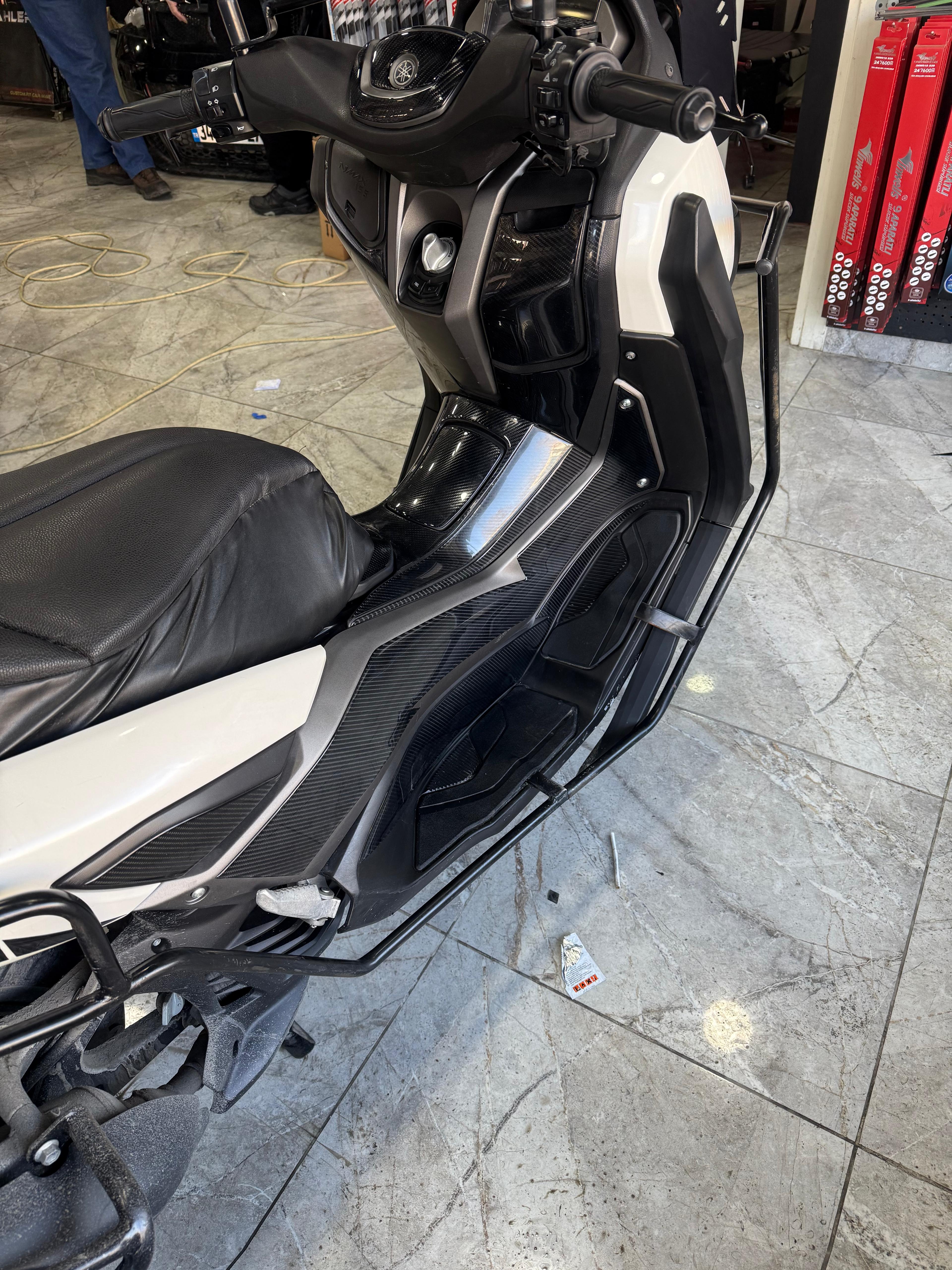 Yamaha NMAX 2020- Tank Pad ve Grenaj Kaplama