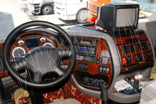Daf XF 105 Konsol-Torpido Kaplama 2006 13 Parça