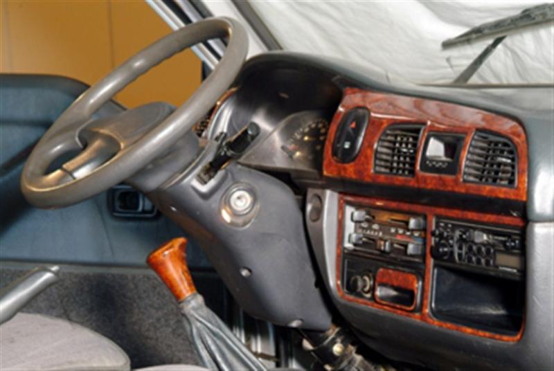 Hyundai H 100 Консоль-шпон красного дерева 1998-2004 гг. 1 шт.