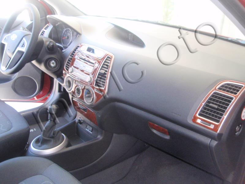 Консоль Hyundai i20 шпон красного дерева 2009 г. 1 шт.