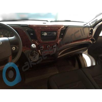 Iveco Daily Konsol-Torpido Kaplama 2014 38 Parça