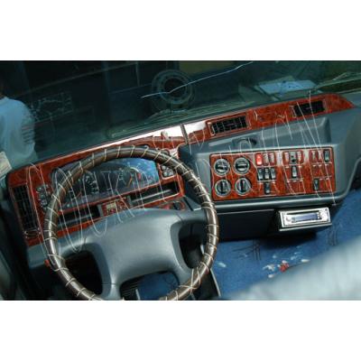 Консоль Mercedes Actros шпон красного дерева 2000-2003 гг., 44 шт.