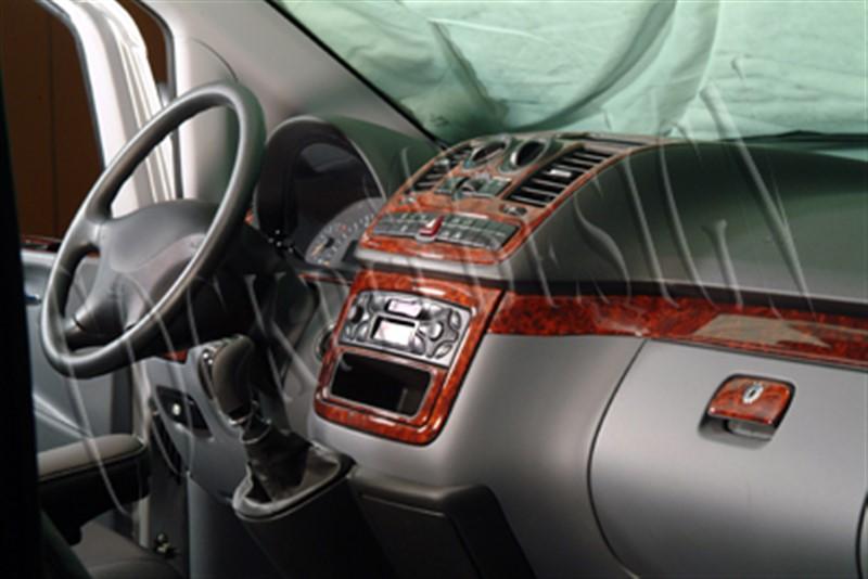Консоль Mercedes Vito шпон красного дерева 2004-2006 гг., 22 шт.