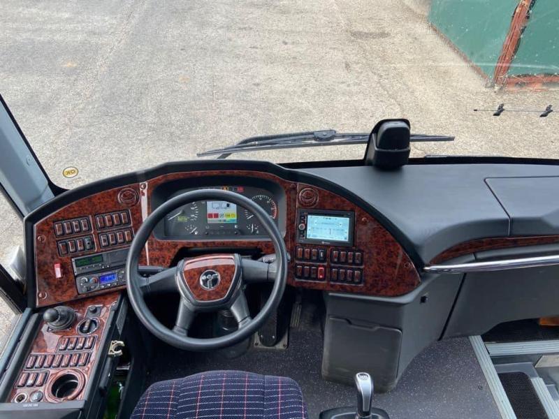 Mitsubishi Temsa Safir 2012- Консоль-крышка перчаточного ящика 80 шт.