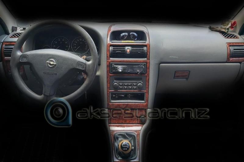Opel Astra G Консоль-Обшивка из красного дерева (Цифровой кондиционер) 1998-2003 гг.