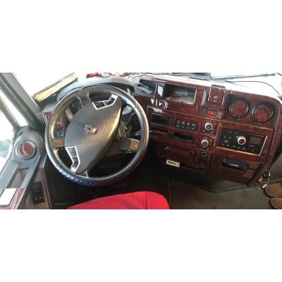 Renault T Cabin 2014- Красное дерево-Консоль шпон